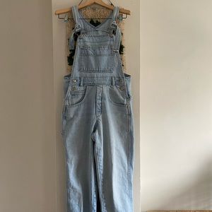 Vintage Núvo Classix light wash overalls